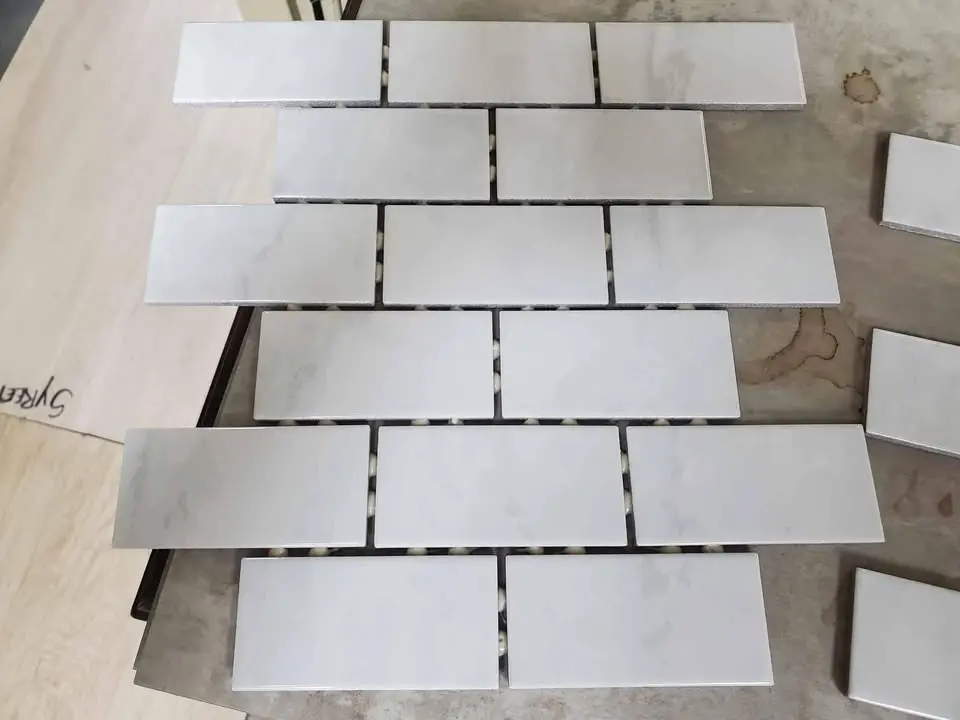 2 x 4 Carrara White Subway Mosaic, photo 4