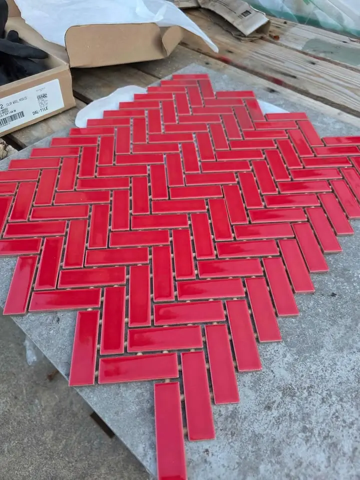 Red 1 x 3 Herringbone Mosaic, photo 3